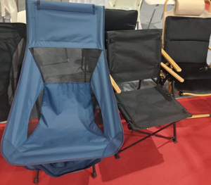 Chaise d'extérieur pliable compacte et robuste avec structure en <span class=keywords><strong>acier</strong></span> stable pour le camping, la randonnée et les pique-niques - Product Image 2