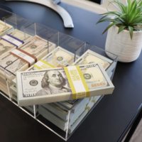 Grand Organisateur de Billets en Acrylique Transparent à 8 Compartiments, Style Américain Moderne, Durable, avec Diviseurs en Plastique pour Rangement de Billets et Enveloppes de Caisse