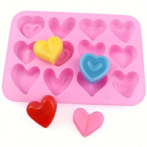 Moule à chocolat en silicone prêt à expédier, avec différentes formes de cœur, réutilisable, pour la pâtisserie maison, outil de pâtissier DIY, sans BPA, OEM/ODM - Product Image 1