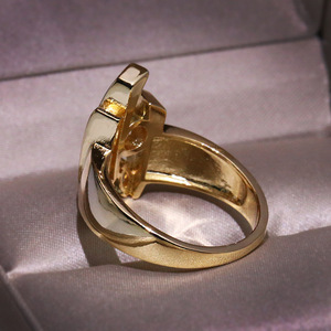 Anillo geométrico en tono dorado para mujer, joyería elegante para los dedos - Product Image 6