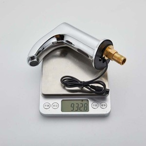 <span class=keywords><strong>Grifo</strong></span> automático <span class=keywords><strong>con</strong></span> <span class=keywords><strong>sensor</strong></span> automático manos libres táctil ahorro de agua inductivo eléctrico <span class=keywords><strong>grifo</strong></span> de agua <span class=keywords><strong>grifo</strong></span> inteligente <span class=keywords><strong>con</strong></span> <span class=keywords><strong>sensor</strong></span> - Product Image 3
