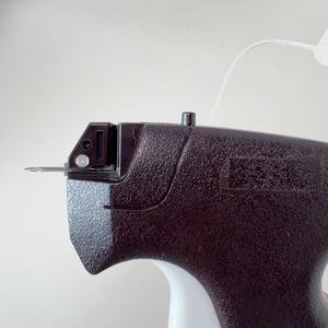 Pistolet d'étiquetage et d'étiquetage de prix micro-point Standard avec barbes pour vêtements t-shirt chaussettes blanchisserie - Product Image 2