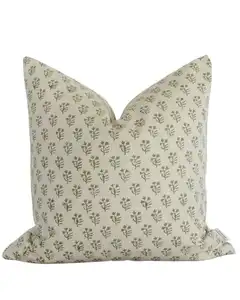 Декоративная наволочка для подушки с изображением мандалы - Product Image 1