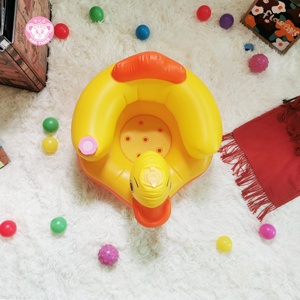 Set per Bambini a Tema Paperella Gialla, Adorabile Set per Soggiorno, Tappetino, Sedia, Sedia per Imparare a Stare in Piedi, Passeggino con Seggiolino Auto - Product Image 2