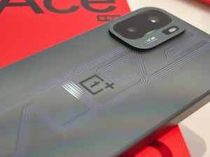 OnePlus 6 Ultra ชิปเซ็ต Dimensity 9500 หน้าจอ OLED ขนาด 6.78 นิ้ว ความละเอียด 1.5K 120Hz แบตเตอรี่ 8600mAh รองรับการชาร์จเร็ว 120W ระบบ 5G สมาร์ทโฟนแอนดรอยด์สำหรับเล่นเกม หน้าจอขนาด 6.78 นิ้ว - Product Image 6