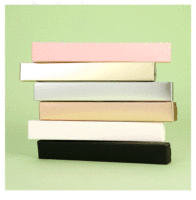 Échantillon gratuit QUANTITÉ MINIMALE DE COMMANDE 100pcs logo personnalisé cosmétique rouge à lèvres lipgloss eyeliner mascara emballage papier boîtes avec étiquette privée