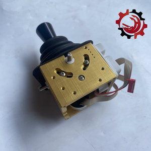 Télécommande HBC Hich à poignée croisée JPPP0070/JPPPZ180 compatible avec les machines de construction 735/727/524/516, garantie de 6 mois - Product Image 6