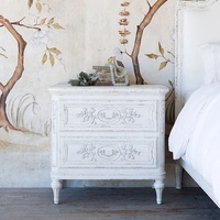Lit rembourré de style rococo français avec tête et pied de lit en bois sculpté à la main, mobilier de chambre de luxe pour hôtel et maison