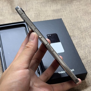 <span class=keywords><strong>Samsung</strong></span> <span class=keywords><strong>Galaxy</strong></span> <span class=keywords><strong>Z</strong></span> <span class=keywords><strong>Flip</strong></span> 5 Desbloqueado, Teléfono Original AMOLED <span class=keywords><strong>3</strong></span>.4/6.7/3700mAh 12MP 256GB 8GB RAM, 512GB 8GB RAM Snapdragon <span class=keywords><strong>8</strong></span> Gen 2 - Product Image 5