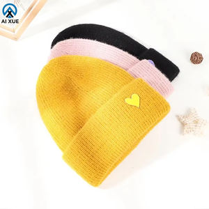 Alta calidad al por mayor 2025 invierno moda acanalado Beanie sombrero de punto con logotipo bordado personalizado - Product Image 1