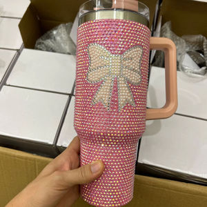 Gobelet isotherme en acier inoxydable de 40 oz avec strass, poignée et couvercle, anti-fuite, avec paille, prêt pour le voyage - Product Image 1