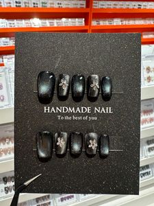 Prensa acrílica de moda al por mayor de fábrica en las <span class=keywords><strong>uñas</strong></span> Prensa ostentosa de lujo hecha a mano en las <span class=keywords><strong>uñas</strong></span> Manicura negra en 10 piezas <span class=keywords><strong>Uñas</strong></span> artificiales - Product Image 4