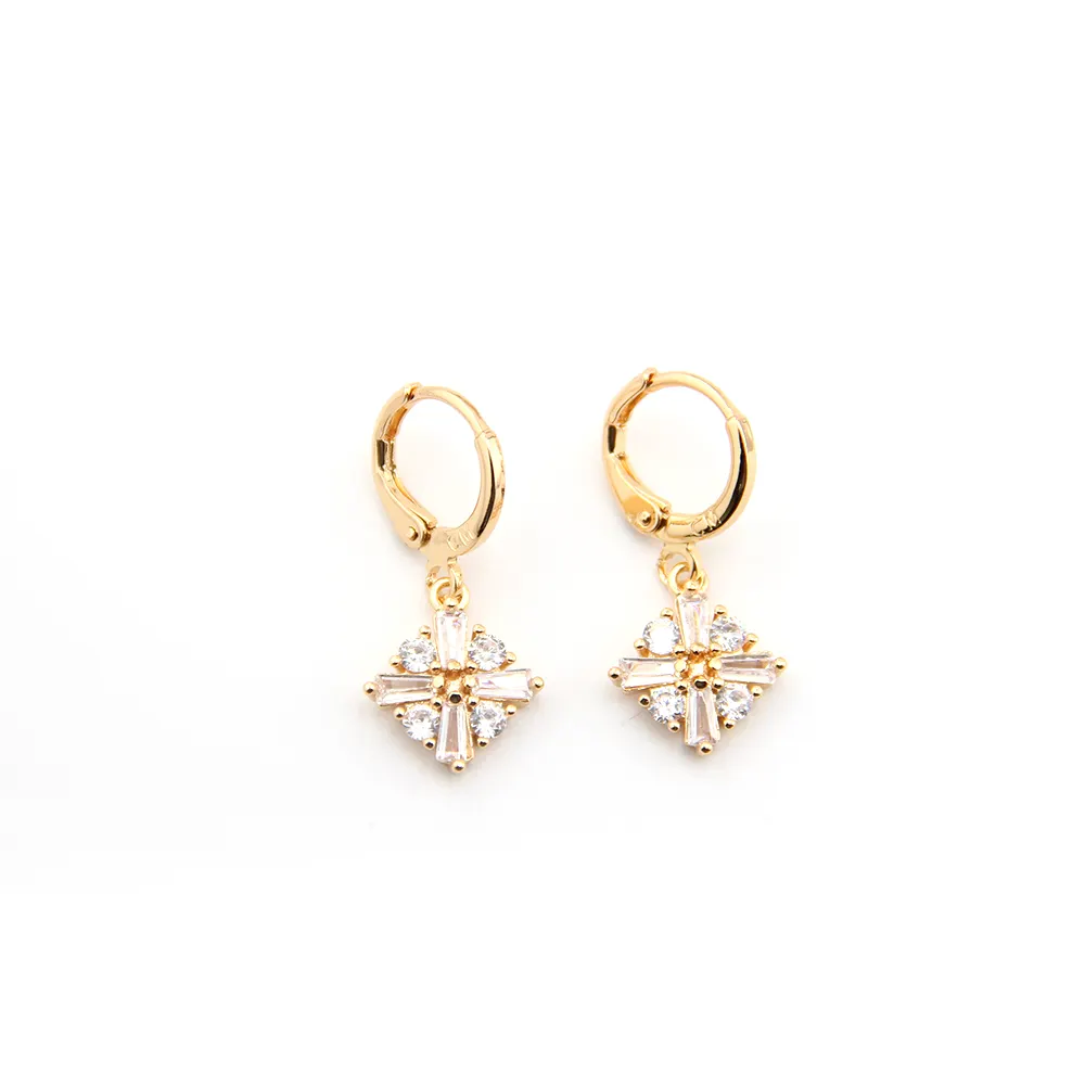 Professional Factory Women'S Jewelry Flower Shape 18K Gold Plating Elegant Huggie Earrings