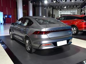 BYD Qin PLUS <span class=keywords><strong>2021</strong></span> Completamente <span class=keywords><strong>Elettrica</strong></span> <span class=keywords><strong>500</strong></span> km Edizione Premium Auto Cinesi Usate con Basso Chilometraggio - Product Image 2