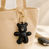 Porte-clés ours brodé fait main en cuir PU, pendentif animal mignon, breloque de sac, accessoire de sac à main, cadeau de vacances