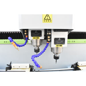 เครื่องเจาะและกัดซีเอ็นซีอะลูมิเนียม ไม้ พลาสติก ขนาด 500 มม. 9.8 กิโลวัตต์ ยี่ห้อ JUNDE แบบกำหนดเอง สำหรับทำหน้าต่างและประตู - Product Image 4