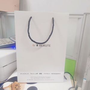 Wholesale Black Gift Shopping <b>Art</b> Paper Bag with Logo for Clothing Custom Packaging Bag - Product Image 4