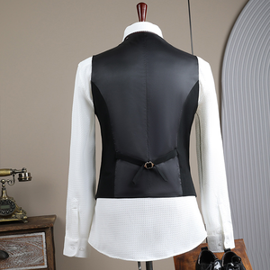 Costume de mariage pour <span class=keywords><strong>homme</strong></span> 3 pièces coupe ajustée, blazer à revers pointus croisé à 6 boutons, <span class=keywords><strong>pantalon</strong></span> élastique à fentes latérales et taille extensible, style <span class=keywords><strong>smoking</strong></span> - Product Image 3
