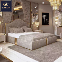 Lit en velours de luxe sur mesure, design moderne pour chambre à coucher, couleur beige doré, lit queen size