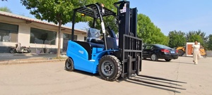 รถยกไฟฟ้า CPD20 รับน้ำหนัก 2000 กก. เสาสามท่อน ยางลม แบตเตอรี่ตะกั่ว-กรด แบบนั่งขับ ใช้ภายในอาคาร - Product Image 2
