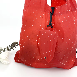 Pet Réutilisable <span class=keywords><strong>Eco</strong></span> Recycle Nice Polyester Motif Pliable avec Pochette Fraise Sac de Shopping Pliable - Product Image 4