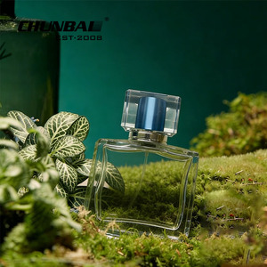 Flacone da <span class=keywords><strong>Profumo</strong></span> di Lusso Vuoto in Vetro Spray Quadrato Trasparente e Satinato da 15ml 30ml 50ml 60ml 100ml con Tappo Magnetico Personalizzato e Scatola - Product Image 1