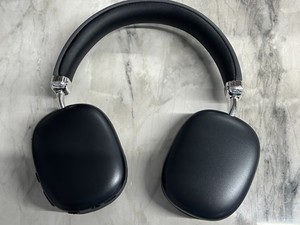 หูฟังไร้สายคุณภาพสูงแบบโลหะสำหรับเล่นเกม โทรศัพท์ คอมพิวเตอร์ MP3 รองรับ OEM&ODM แบบครอบหู - Product Image 4