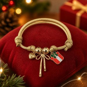 Braccialetto con Ciondolo Natalizio a Forma di Babbo Natale in Stile Cartoon, Cordino Intrecciato Regolabile, Gioiello di Lusso Leggero per le Festività - Product Image 3
