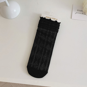 Chaussettes mi-mollet pour femme, fines, en dentelle <span class=keywords><strong>et</strong></span> résille, transparentes, à bord volanté, jacquard cœur, style décontracté, assorties au quotidien - Product Image 4