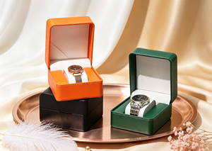 Boîte à montres haut de gamme XINYUAN BGE-01 en similicuir, base rigide, structure à ouverture rabattable, doublure en flanelle blanche douce, boîte magnétique - Product Image 4