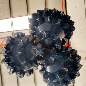 26 inch thép carbon cao su nhà máy răng con lăn hình nón tricon khoan <span class=keywords><strong>bit</strong></span> rèn xử lý công cụ khoan giếng cho tầng mềm - Product Image 3