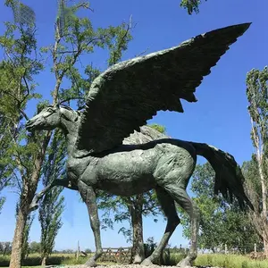 Grande fontaine d'eau en plein air City Square Fontaines de sculpture de cheval volant en bronze antique