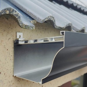 <span class=keywords><strong>Canaleta</strong></span> Moderna <span class=keywords><strong>de</strong></span> Acero Inoxidable Resistente, Sin Aleaciones, Resistente a la Corrosión, Drenaje Eficiente del Agua, Forma Cuadrada Personalizada - Product Image 3