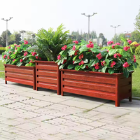 Jardinière de jardin classique durable et écologique de taille personnalisable avec pot de culture en métal imitation bois