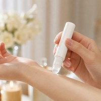 Flacon roll-on en PP de 15 ml avec bille en verre, flacon roll-on pour huiles essentielles, flacon roll-on portable rechargeable, directement de l'usine
