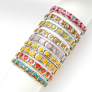 Nouveau design, vente en gros, bracelet à breloques italien en acier inoxydable poli, anti-allergie, inaltérable, personnalisé - Product Image 1