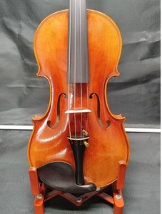 Violon artisanal 4/4 en bois européen avec manche flammé, son doux et clair, et étui en mousse - Product Image 3