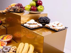 Factory Custom 4 Step Retângulo <span class=keywords><strong>Clear</strong></span> Display Cube Food <span class=keywords><strong>Table</strong></span> Branco Acrílico Catering Buffet Risers For Food Display Preto - Product Image 3