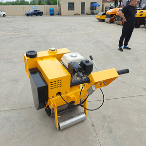 Petit rouleau de route mini-compacteur vibrant 1 tonne 2 tonnes rouleau vibrant hydraulique à tambour unique avec moteur et pompe - Product Image 3