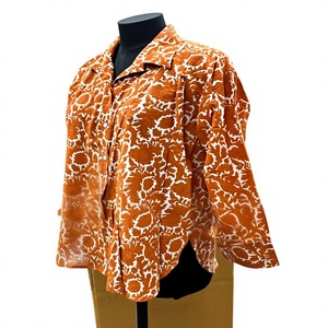 Chemise décontractée en coton respirant à imprimé floral orange fait main, fabrication ODM - Product Image 3