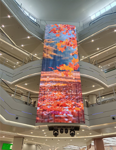Pantalla LED Transparente Estándar P8 para Exhibición en Atrios de Centros Comerciales - Product Image 3