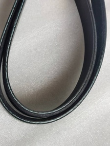 Courroie en v de style chaud 252122E820 252122F010 courroie d'<span class=keywords><strong>alternateur</strong></span> de pièces d'auto 25212-2E820 25212-2F010 courroies en v pour voiture coréenne - Product Image 4