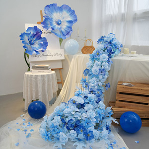 Décoration florale artificielle bleue pour table de mariage et événements, modèle Greenway Waterfall - Product Image 3