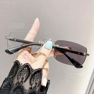 Gafas de Computadora con Marco de Madera sin Montura, Personalizables con Logotipo, Unisex, con Protección Anti Luz Azul y Lentes Fotocromáticas para Hombre - Product Image 2