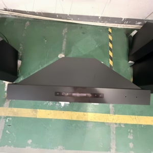 เครื่องดูดควันติดผนังสแตนเลสสีดำขนาด 36 นิ้ว 900CFM พร้อมรีโมทคอนโทรล 4 ระดับความเร็ว ไฟ LED ตัวกรองแบบ Baffle สำหรับใช้ในโรงแรม - Product Image 1