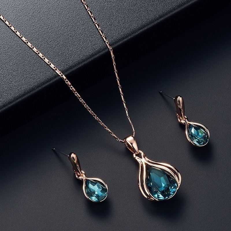 Fashion Jewelry Hexagonal Cylindrical Crystal Necklace