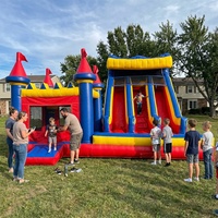 Château Gonflable Commercial Combiné avec Toboggan Humide/Sec, Trampoline et Piscine à Eau en PVC pour Location d'Événements