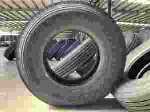 Pneu radial haute performance à faible résistance au roulement, motif à quatre ondulations en ligne droite, TBR 12R22.5 11.00R20, pneu de camion 18PR 1 - Product Image 1
