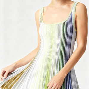 Gaun Mini Rajut Bergaris Musim Panas Mewah Pakaian Malam Pesta Koktail Tanpa Lengan Tanpa Tali Warna Gradien Wanita - Product Image 4