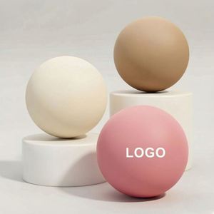 Pelota de Pilates Pequeña al por Mayor de 20-25 cm en Color Marrón, Beige, Negro y Marfil con Logotipo Personalizado - Product Image 1